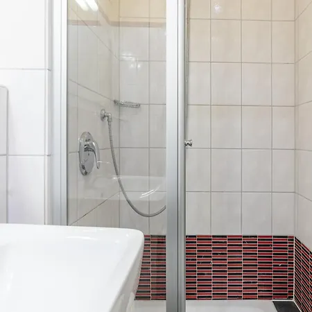 Gemuetliche Mit Balkon Im Seepark Apartment